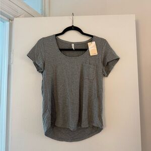 Lively Gray Short Sleeve Women's Tee